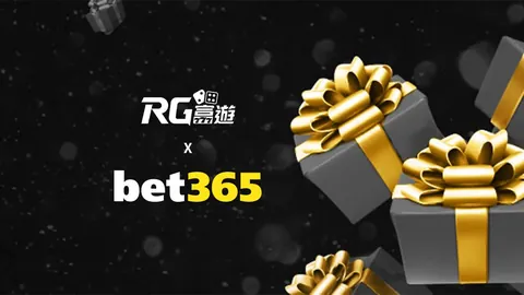 特朗普将马克龙置于谈判桌边角，乌克兰和平谈判引发争议