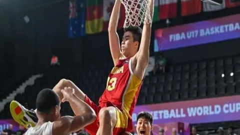 冰岛超焦点：阿古雷利对托尔，03_15激情对决
